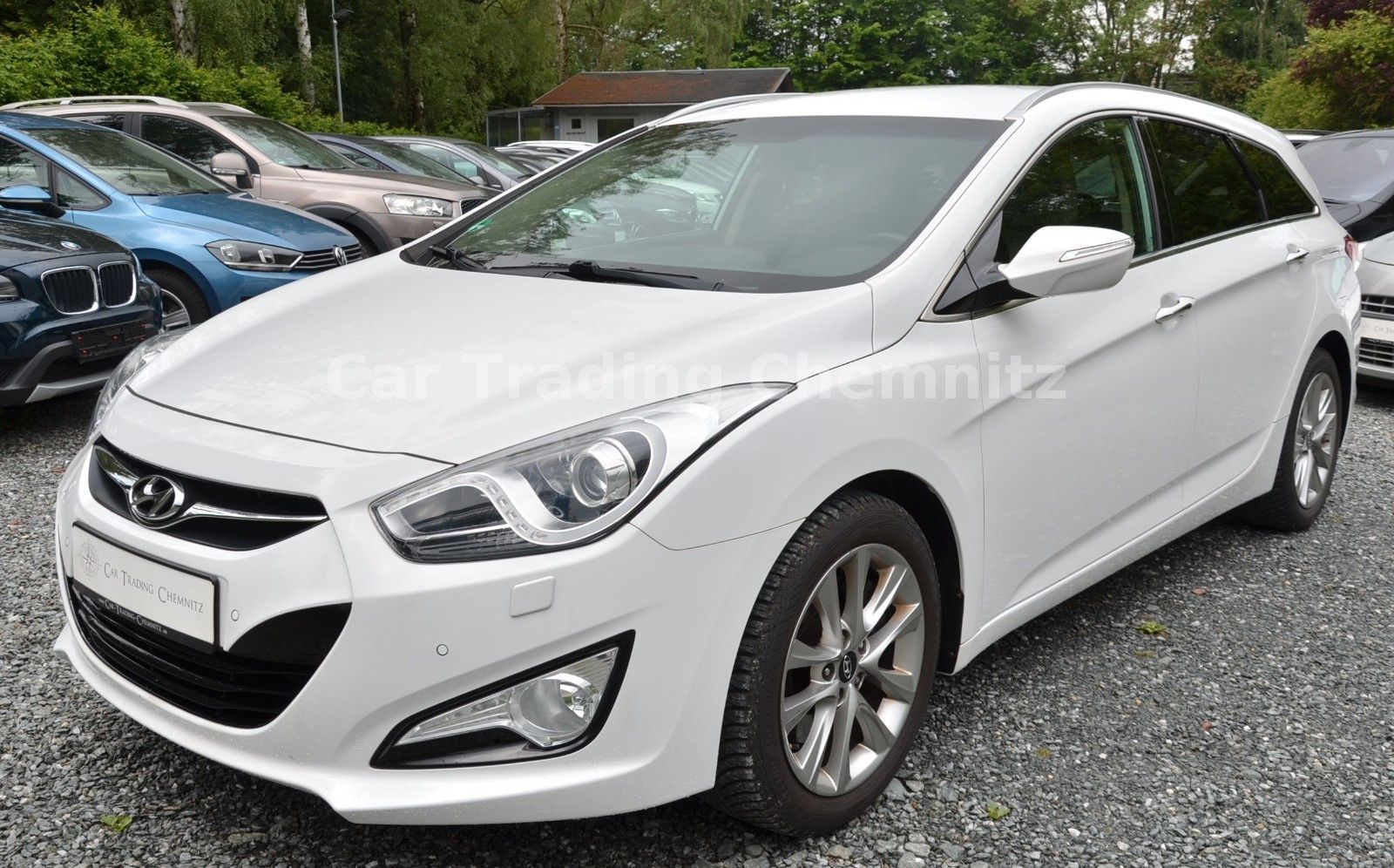 HYUNDAI i40