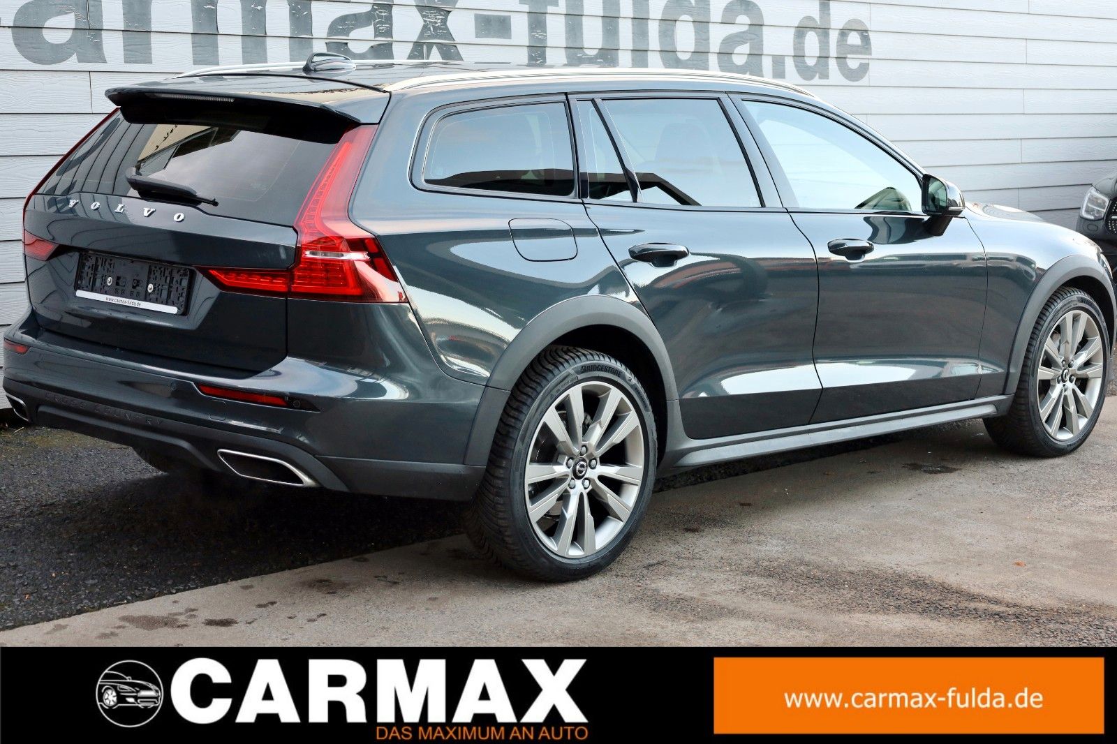 Fahrzeugabbildung Volvo V60 CC AWD Leder,Navi,LED,PanDach,ACC,Autopilot