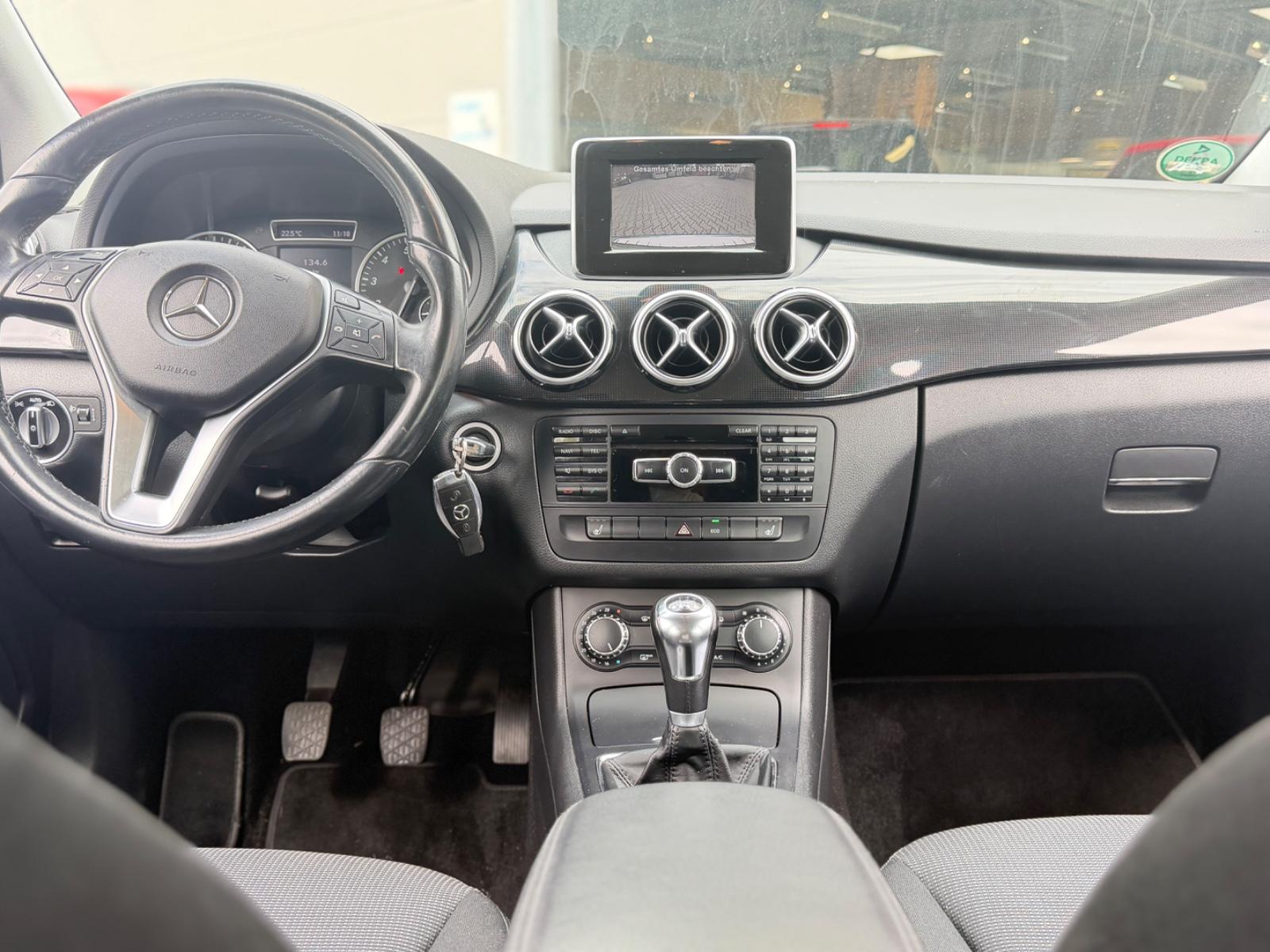 Mercedes-Benz B 180*82TKM*