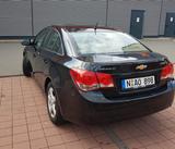Chevrolet Cruze 1.6 Benzin- TÜV 11.2027, UNFALLFREI, Klima - Chevrolet Cruze: Schwarz