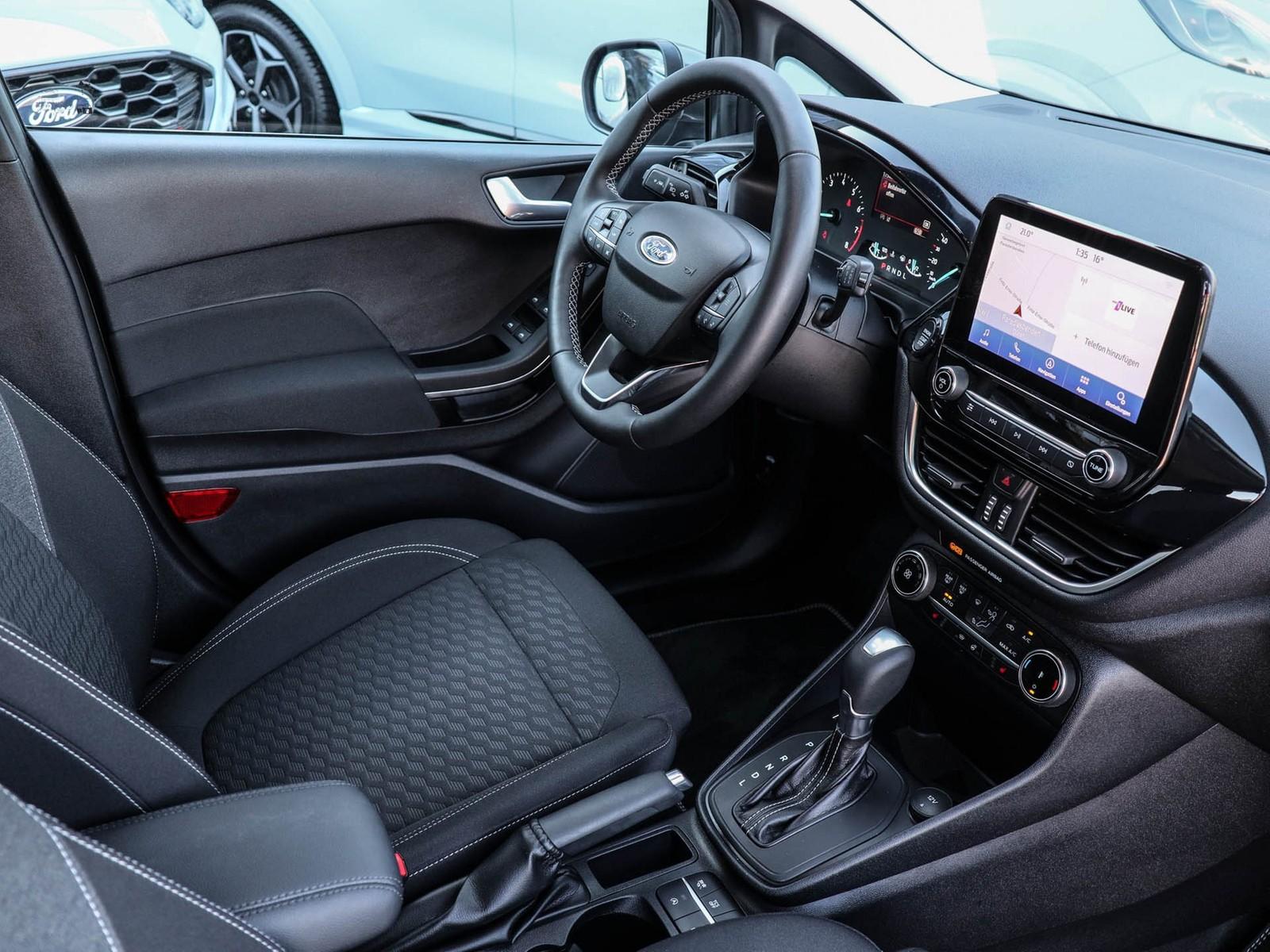 Ford Fiesta Titanium X Automatik Ganzjahresreifen