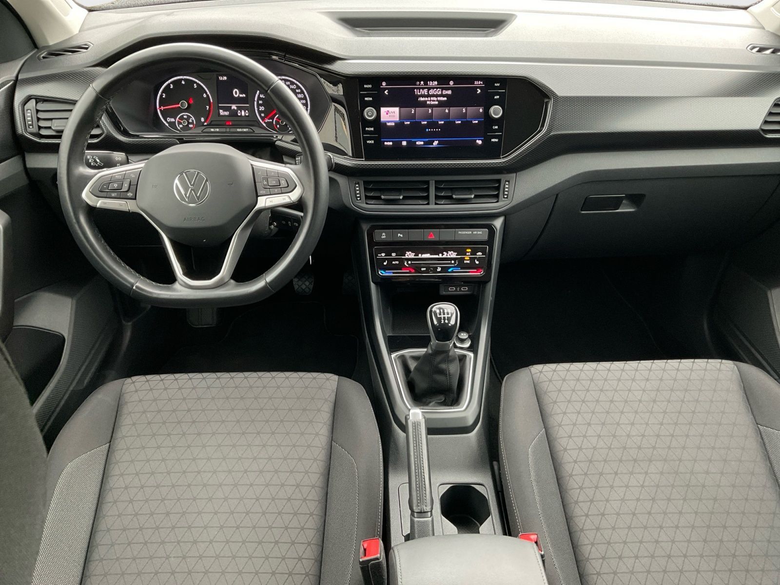 Volkswagen T-Cross - Bild 10