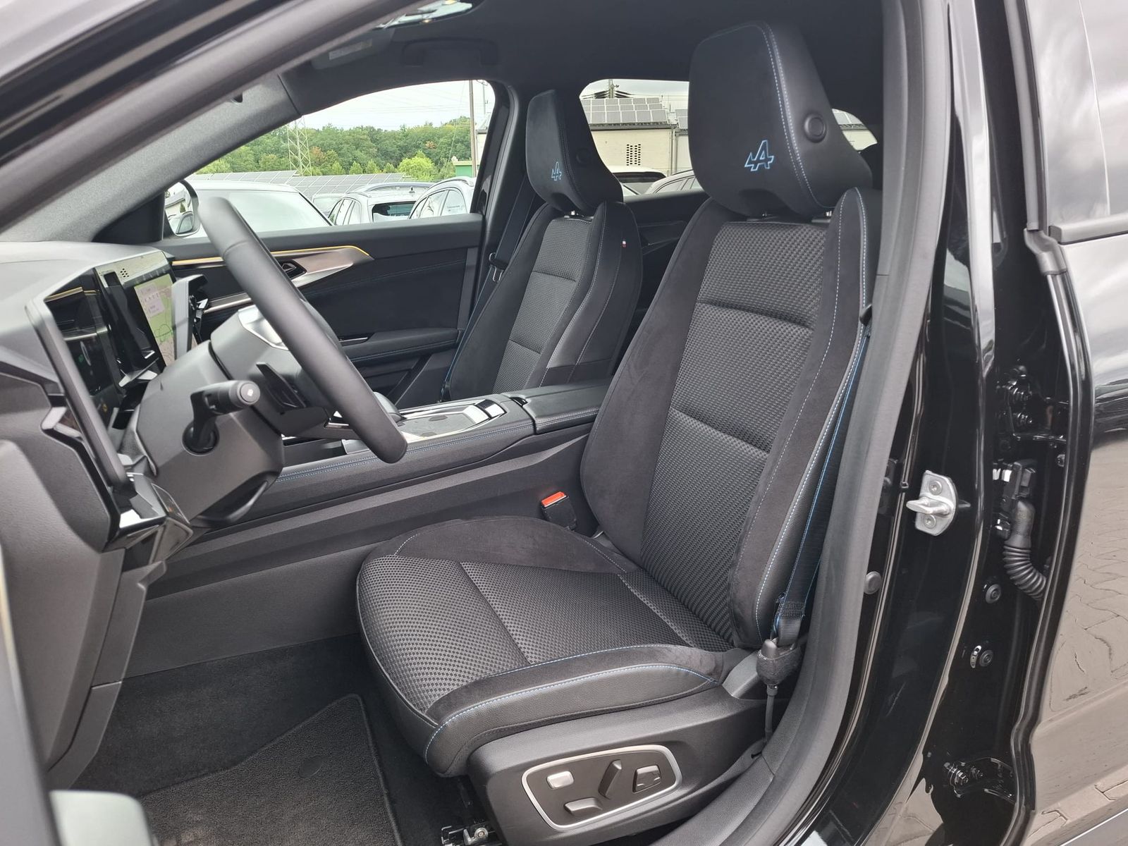 Fahrzeugabbildung Renault Austral 1.2 Voll-Hybrid 200 E-Tech Esprit Alpine