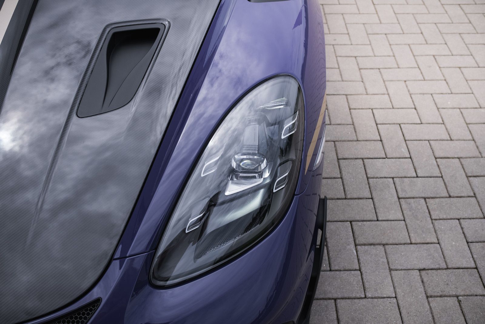 Fahrzeugabbildung Porsche 718 GT4 RS-PTS-Weissach-Lift-LED-Approved-90 L.