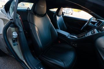 صورة مصغرة 41 لـ 2016 Aston Martin DB11