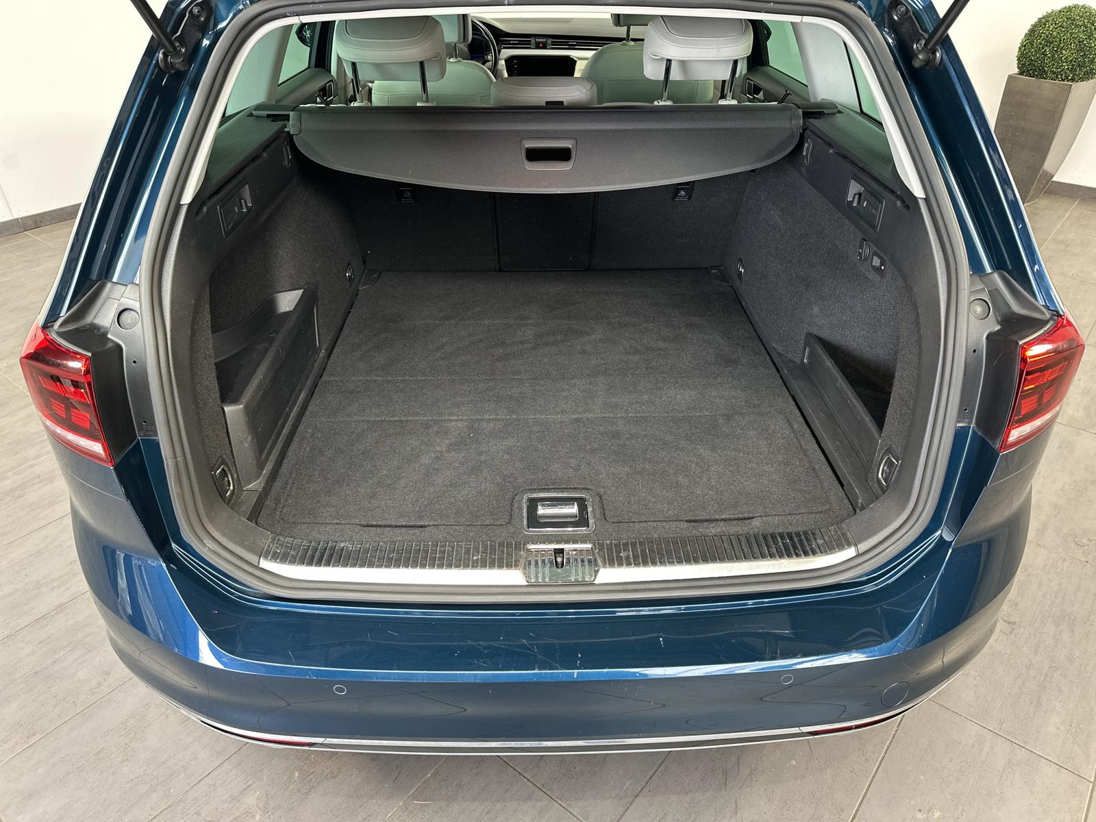 Volkswagen Passat 2.0 TDI DSG R-Line NAV+LED+AHK+VC, миниатюра 6