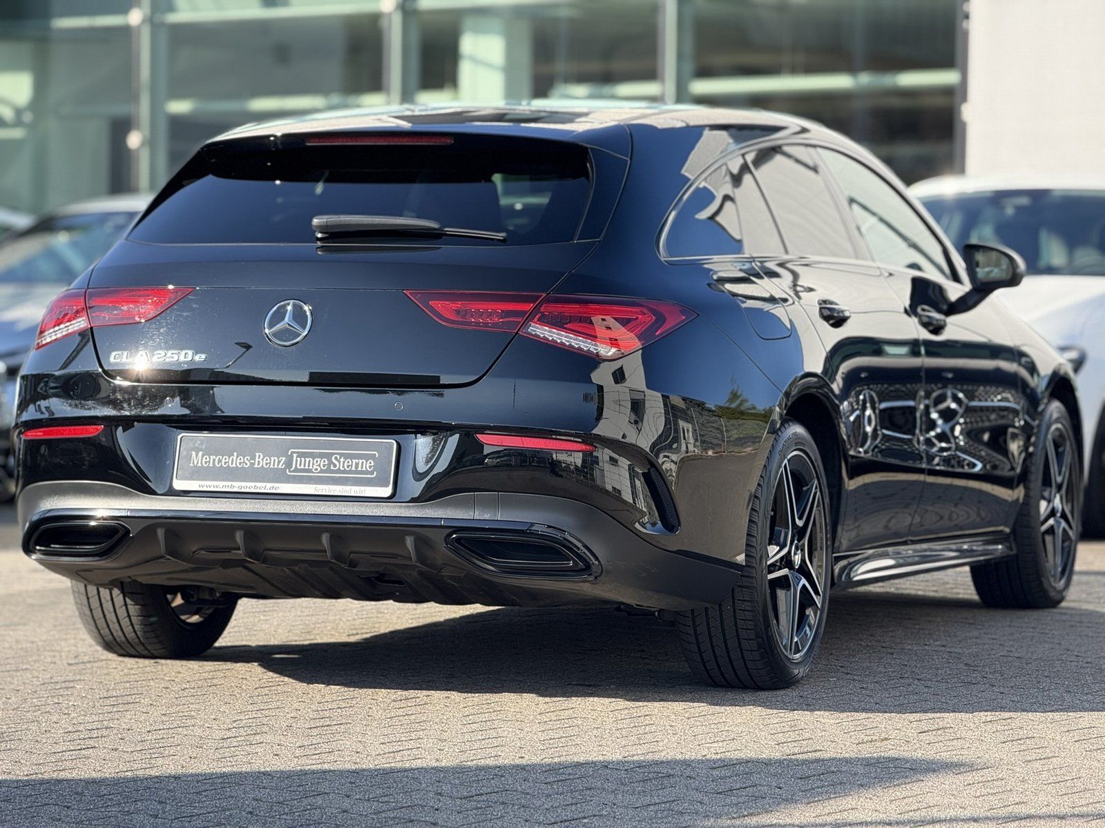 Fahrzeugabbildung Mercedes-Benz CLA 250 e SB*AMG*LED*HEAD-UP*AMBIENTE*KAMERA*