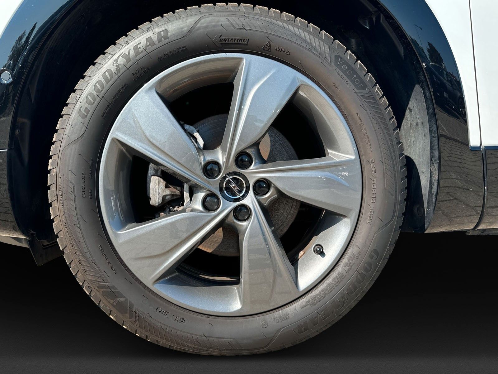 Fahrzeugabbildung Opel Grandland (X) *Totwinkel*Kamera*ACC*Elekt Heckl.