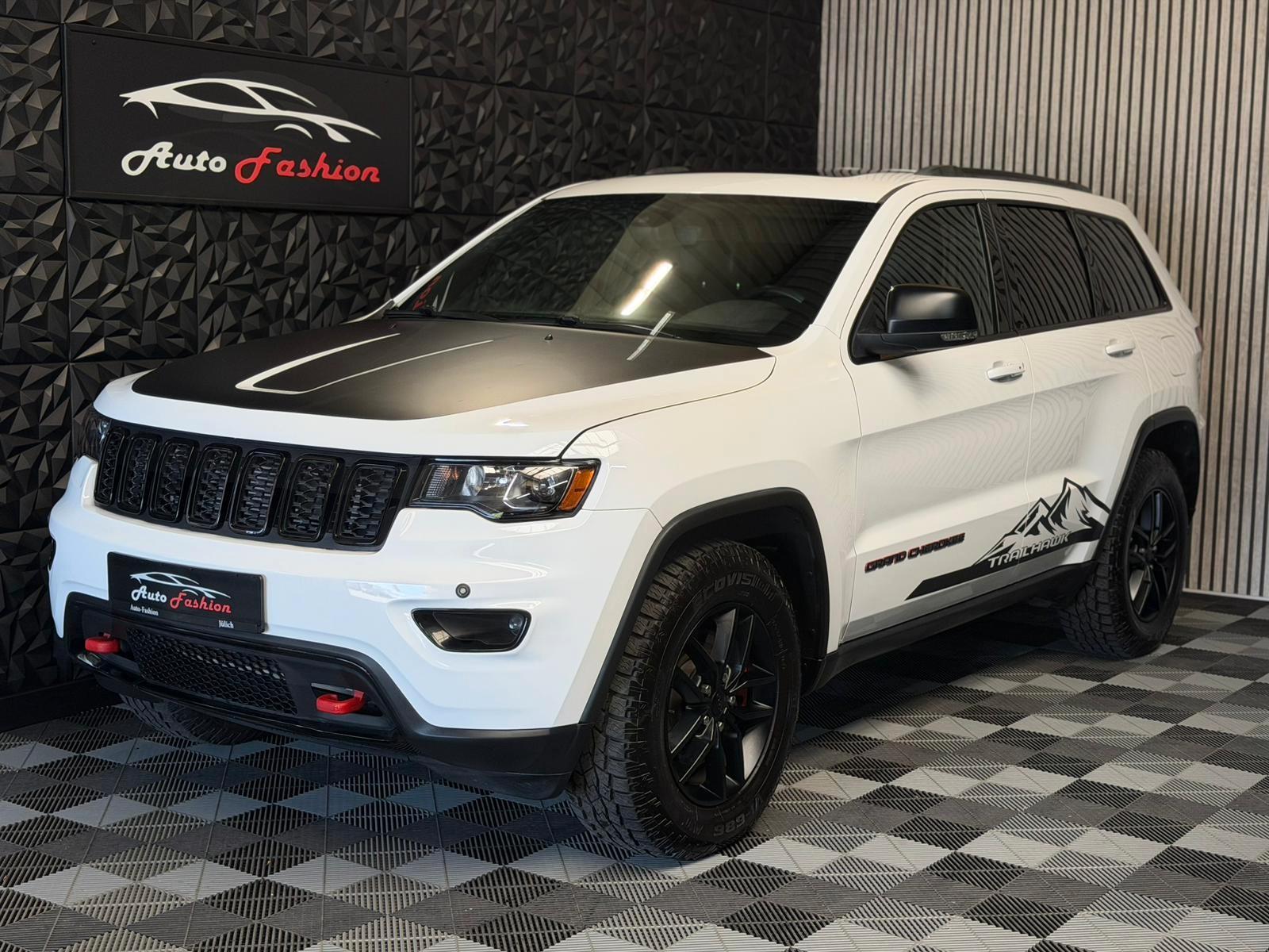 Jeep Grand Cherokee 5.7 V8 HEMI Trailhawk