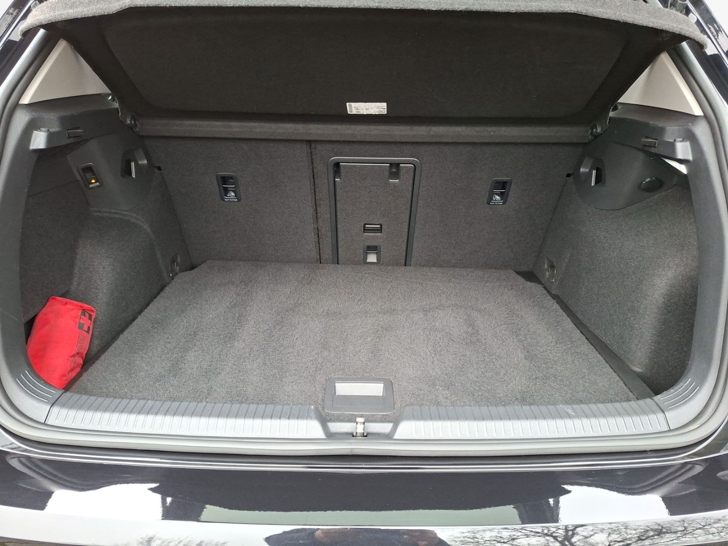 Golf VIII 2.0 TDI DSG Active *AHK*ACC*NAVI*KAMER