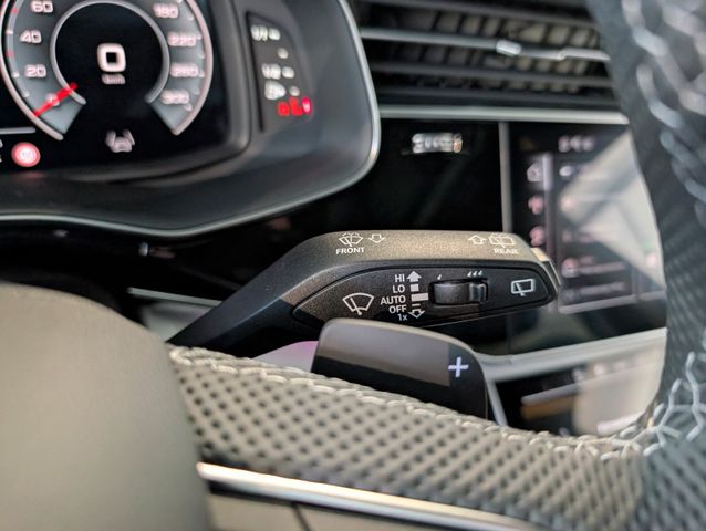 Audi Q7 50 TDI quattro S line