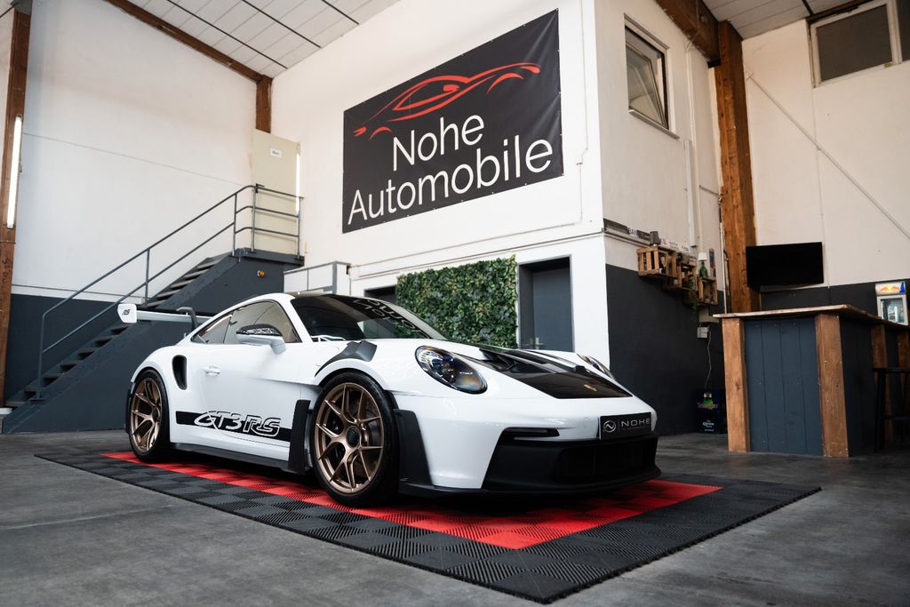 Image of Porsche 992