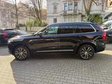Volvo XC90 T8 AWD Core STHZ 7-Si. BLIS ACC 20" KAM H&K - Volvo XC90 Jahreswagen