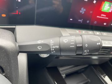 Bild 21 Opel Astra GS ST AT8/NAVI/SHZ+LHZ/PDC vo+hi+360Cam