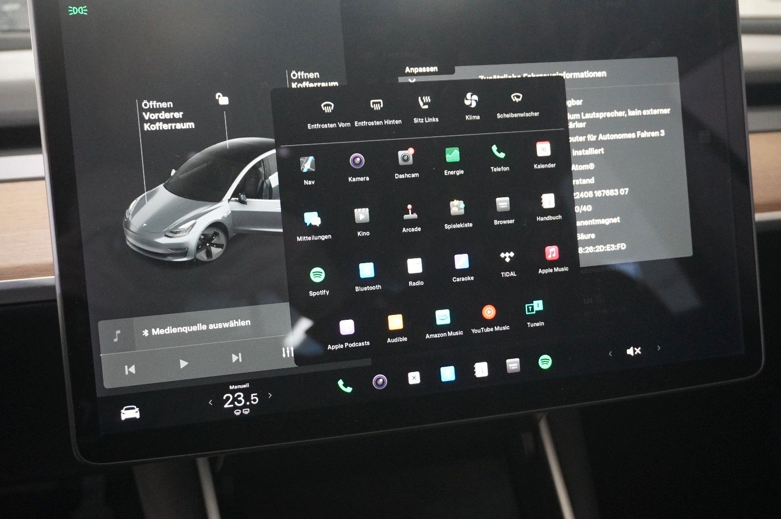 Fahrzeugabbildung Tesla Model 3 Standard Range Plus NAVI/KAMERA/AHK/FSD