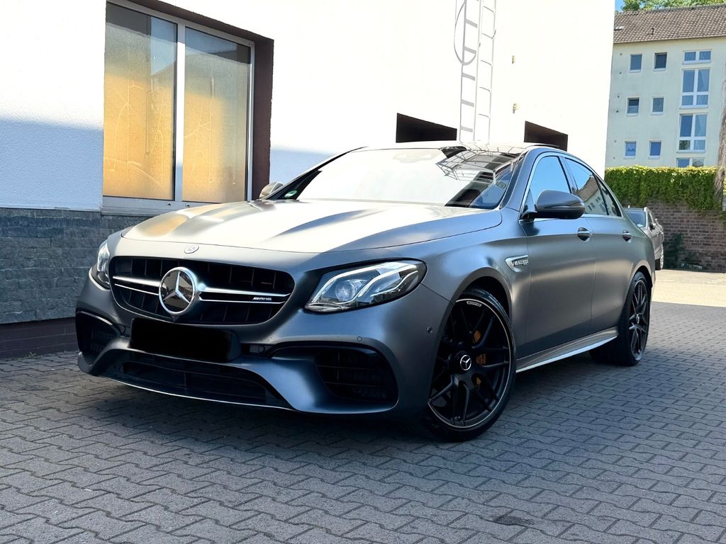 Image of Mercedes-Benz E 63 AMG