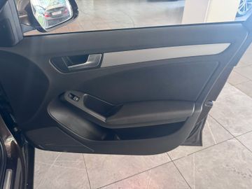 Audi A4 - 12
