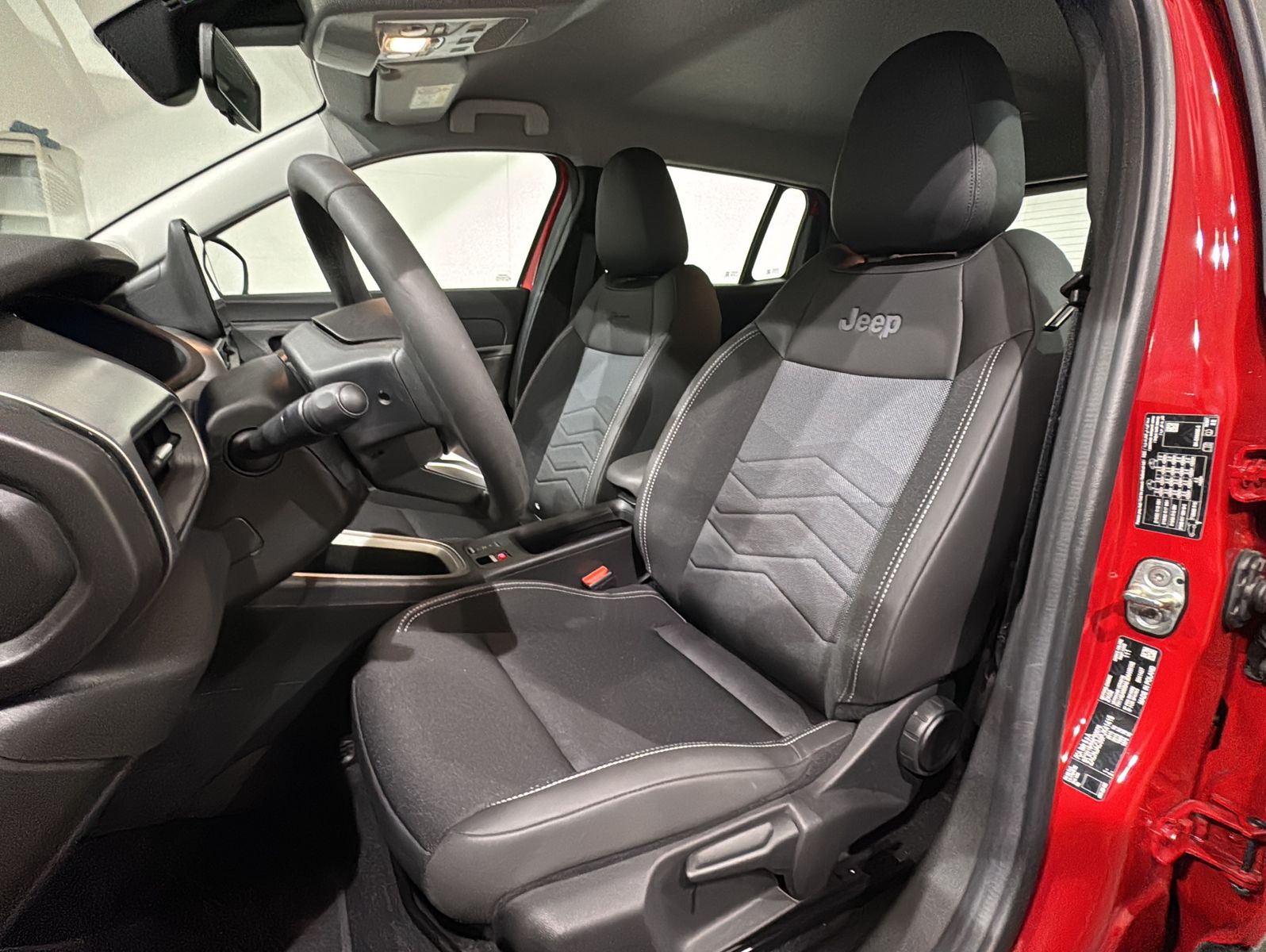 Jeep Avenger Altitude Electric |PDC|SHZ|NAVI|ACC|17" imagem 3
