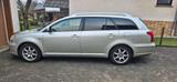 Toyota Avensis - Toyota Avensis aus 2008 mit Diesel-Antrieb