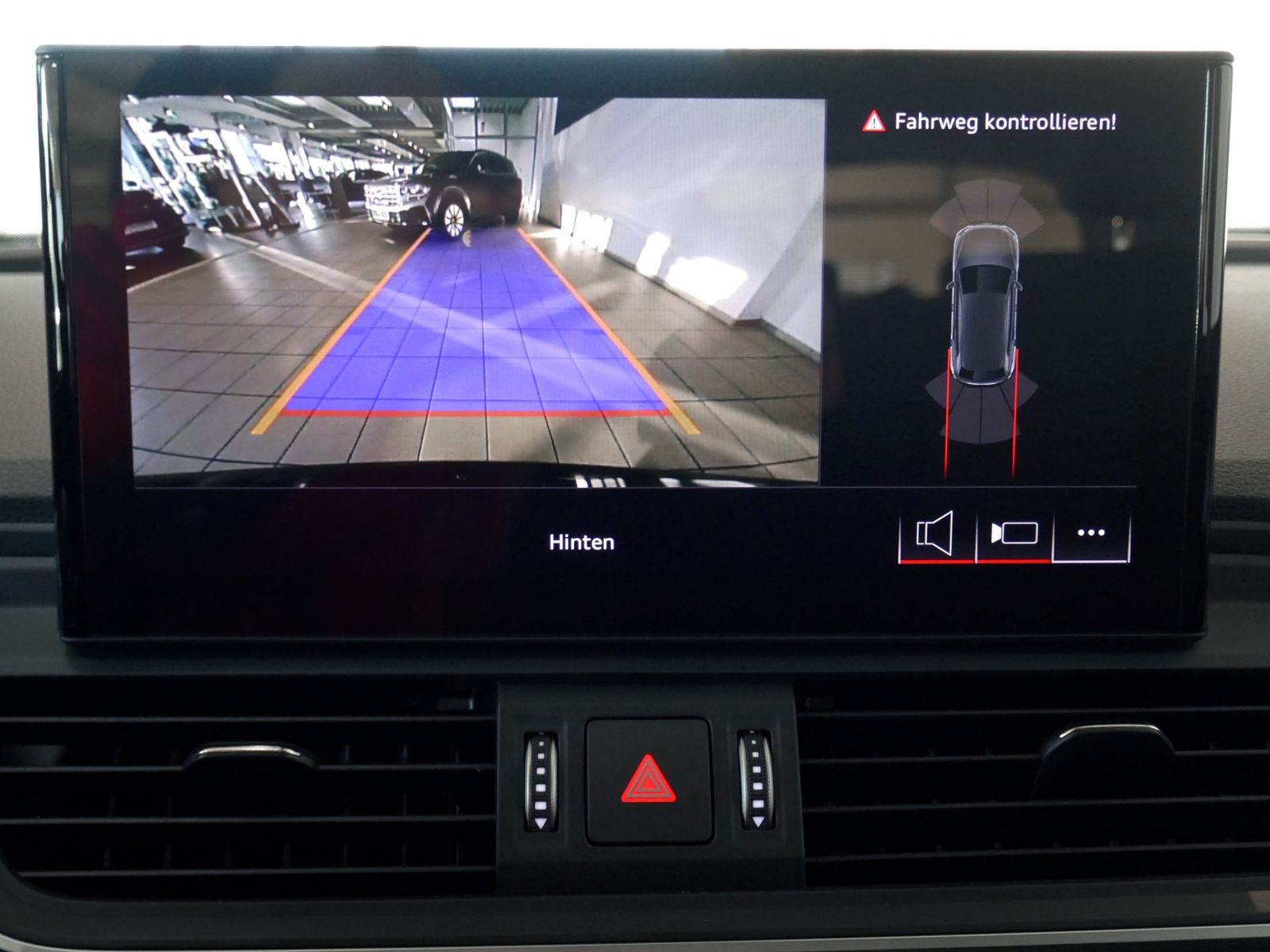 Fahrzeugabbildung Audi Q5 40 TDI quattro S tronic | LED RFK Navi