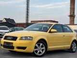 Audi A3 1.6 Attraction/KLIMAAUTOMATIK/EURO 4 - Audi A3 aus 2004: 1.6