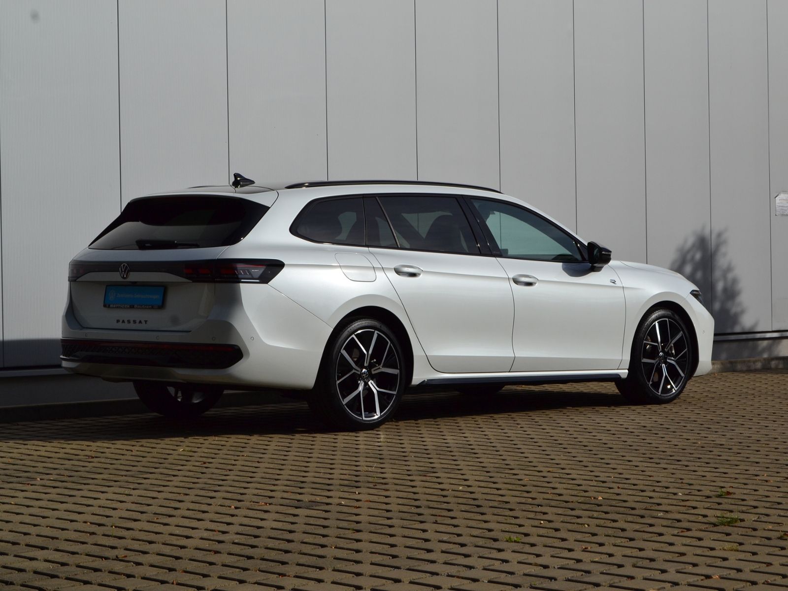 Passat Variant 2.0 TDI 193 PS 4M DSG R-Line Sign