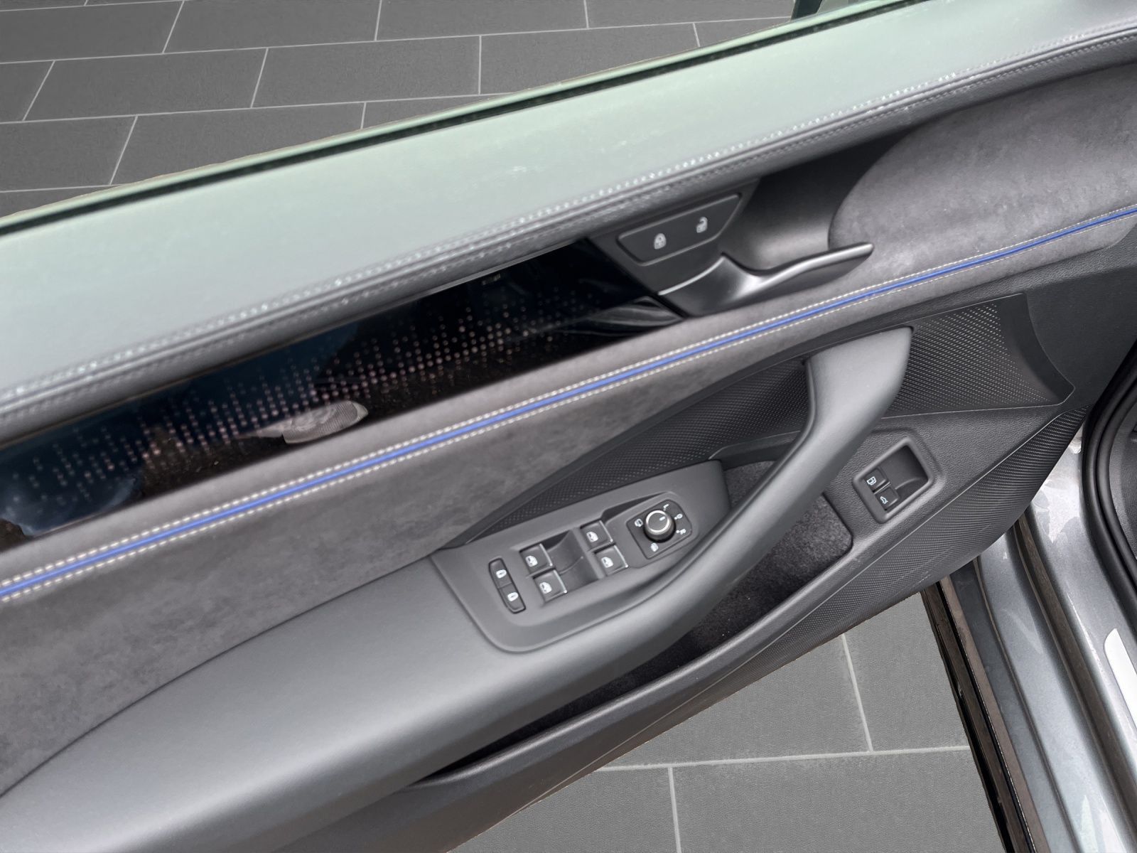 Volkswagen Passat - Bild 13