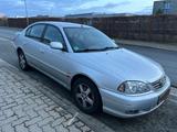 Toyota Avensis 1.8 VVT-I Limousine Klima A... - gebrauchte Toyota Avensis aus dem Jahr 2002