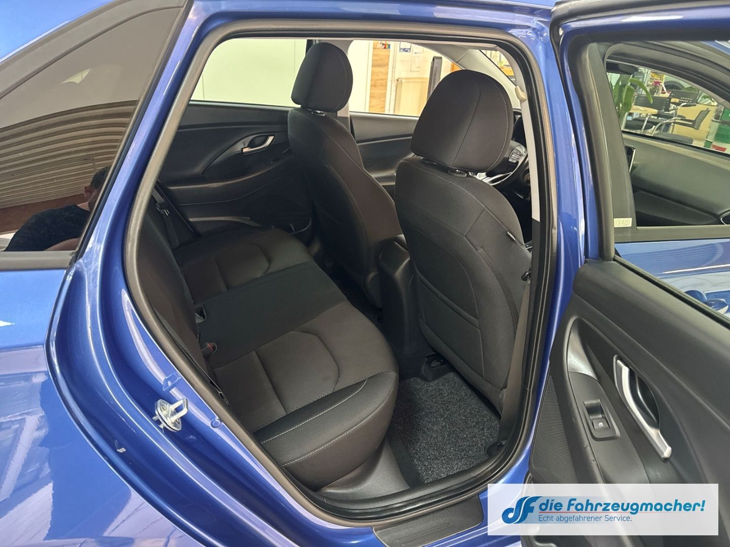 Fahrzeugabbildung Hyundai i30 YES! Navi Apple CarPlay Android Auto Mehrzon