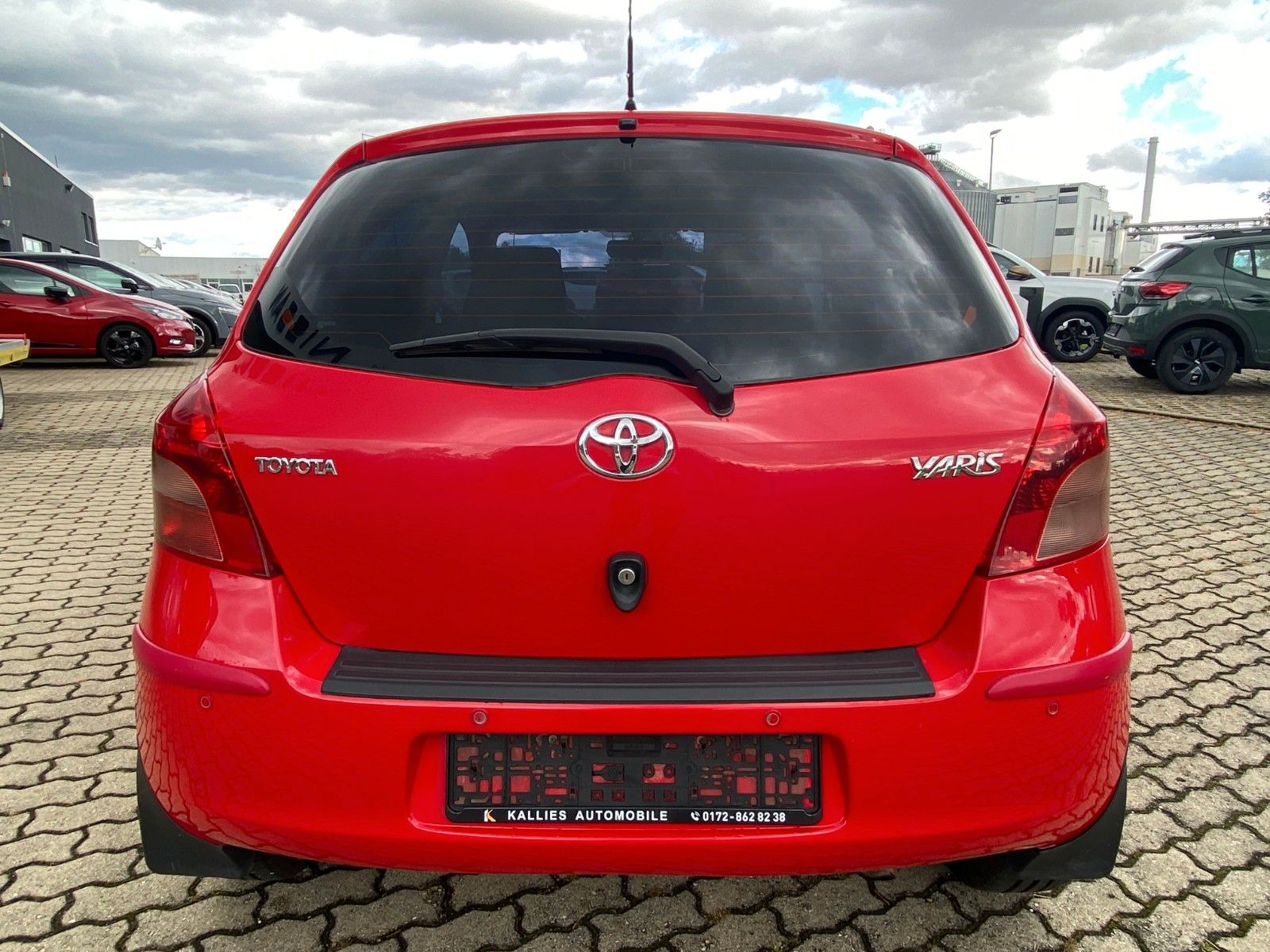 Fahrzeugabbildung Toyota Yaris Sol