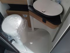 Adria Twin MAX 680 SGX,Hubbett,Automatik,180 PS