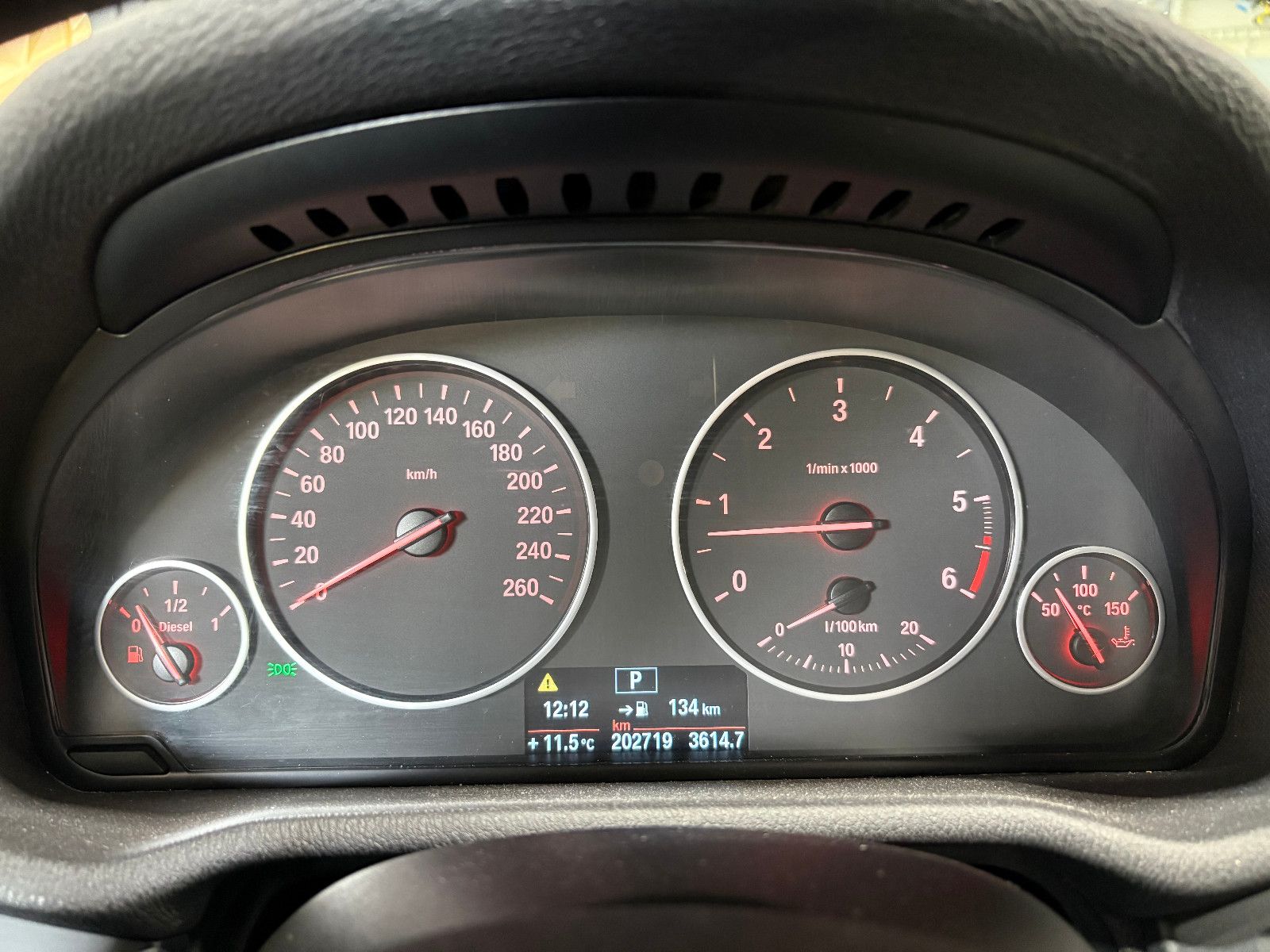 Fahrzeugabbildung BMW X3 xDrive 30 d/TEMPOMAT/SHZ/PDC/KLIMA/VOLLEDER