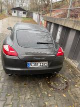 Porsche Panamera 4S S - Porsche Panamera aus 2011: 4s