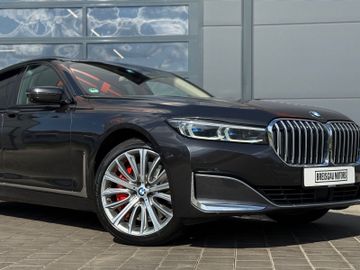 BMW 740 - 6