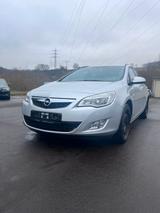 Opel Astra J Sports Tourer 150 Jahre Opel - gebrauchte Opel Astra aus dem Jahr 2012