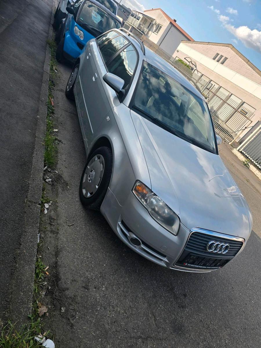 Audi A4 2007 — rear view