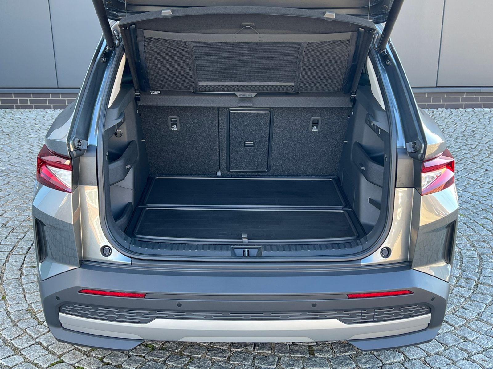 Fahrzeugabbildung SKODA Elroq 85 *Wärmepumpe,KESSY,21"LM-Felge*