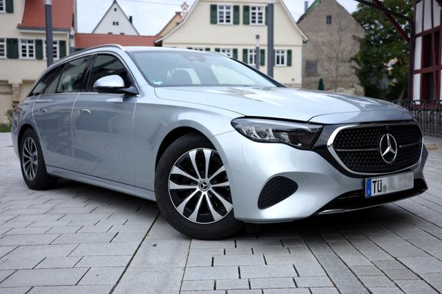 MERCEDES-BENZ E 220 d T Autom. - AVANTG ADV - DISTRONIC - AHK