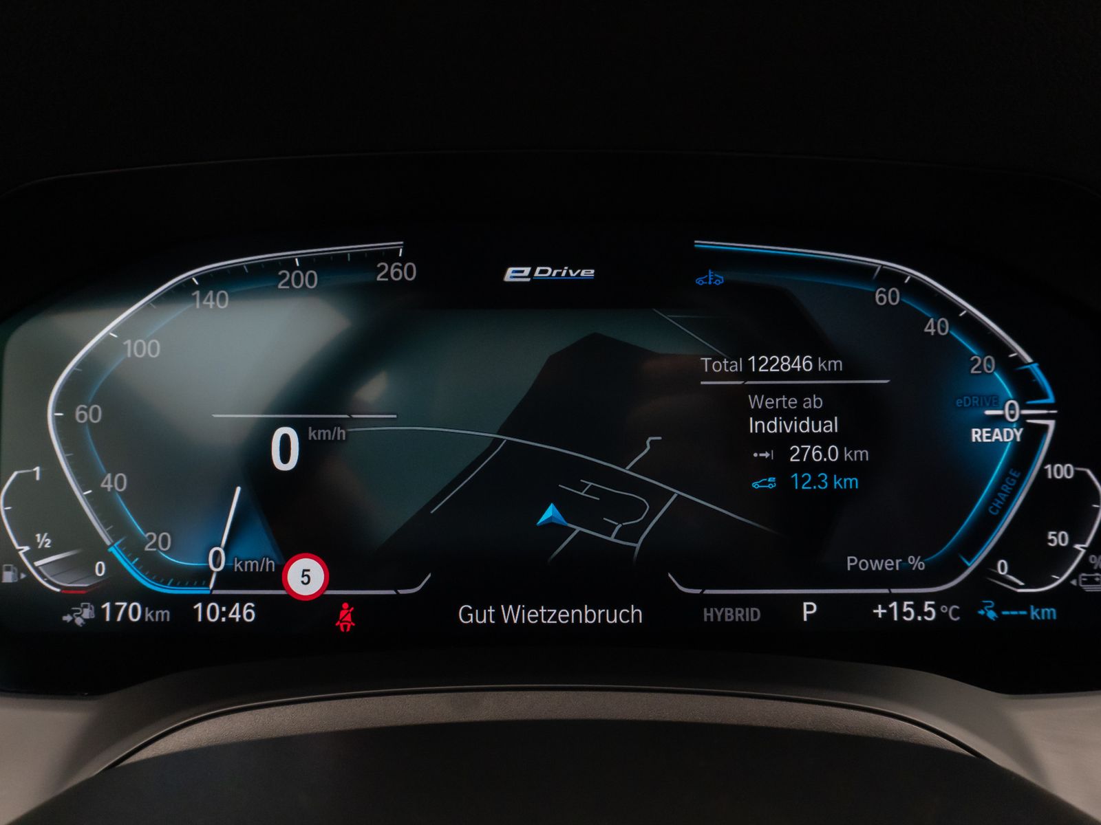 Fahrzeugabbildung BMW 330e xD Sport Line Kamera Laser HUD DAB HiFi AHK