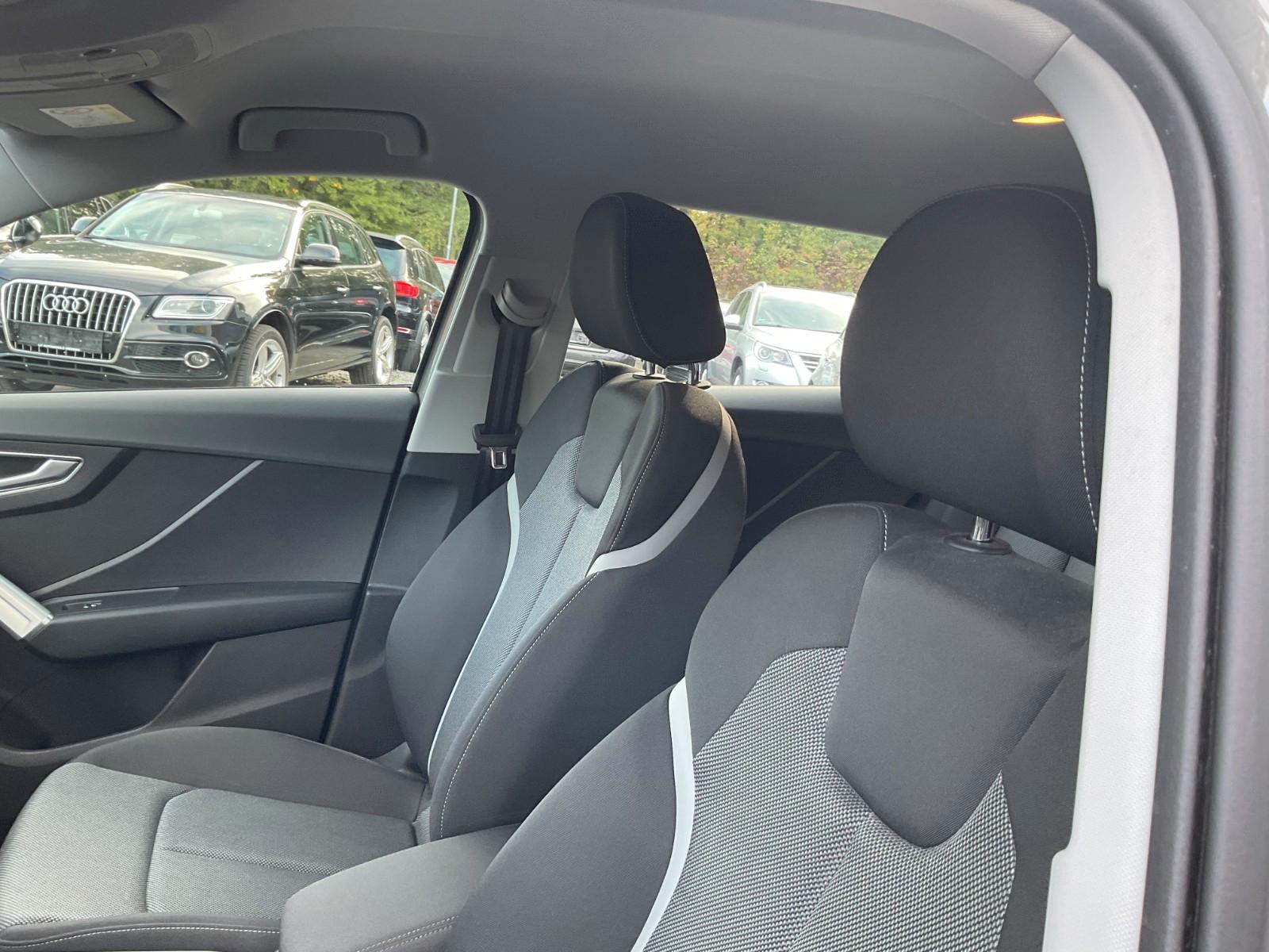 Audi Q2 35 TFSI S tronic S-Line LED Navi PDC SHZ, миниатюра 26