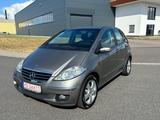 Mercedes-Benz A 170/1Hand/Lückenlos Scheckheft/Tüv neu - Mercedes-Benz A 170 in Mannheim