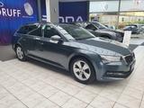 Skoda Superb Combi 2.0 TDI Ambition LED*RFK*ACC eHK - Skoda: mit Navigationssystem