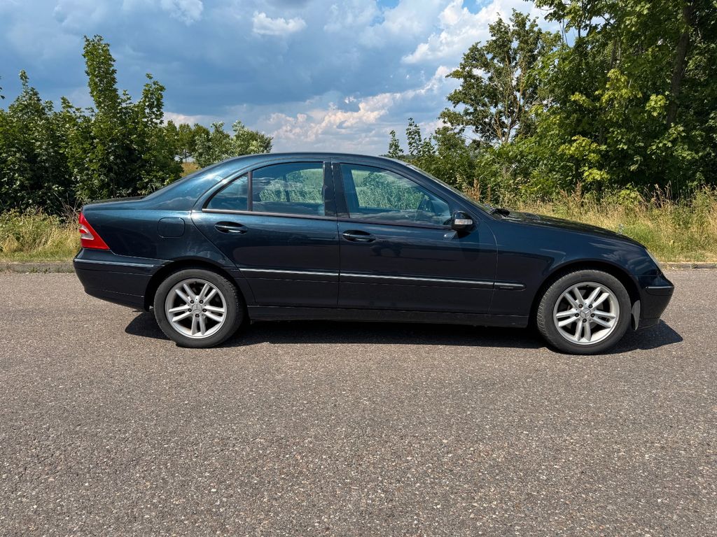 Mercedes-Benz C 320 V6 Automatik Lim.,Klima,Leder,AHK,Sitzhzg