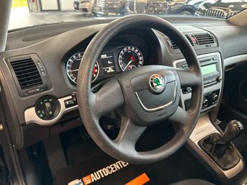 MYAUTOCENTER – Gebraucht- und Jahreswagen mit Werkstattservice in Pfaffenhofen Skoda Octavia Combi Ambiente *Klima*TÜV NEU*