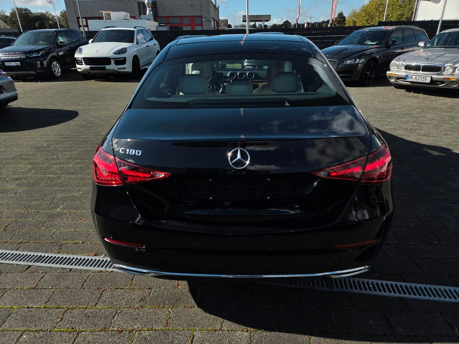 Fahrzeugabbildung Mercedes-Benz C 180 Avantgarde Limousine /erst 820 km!!
