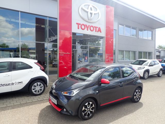 Toyota Aygo x-play TEAMD