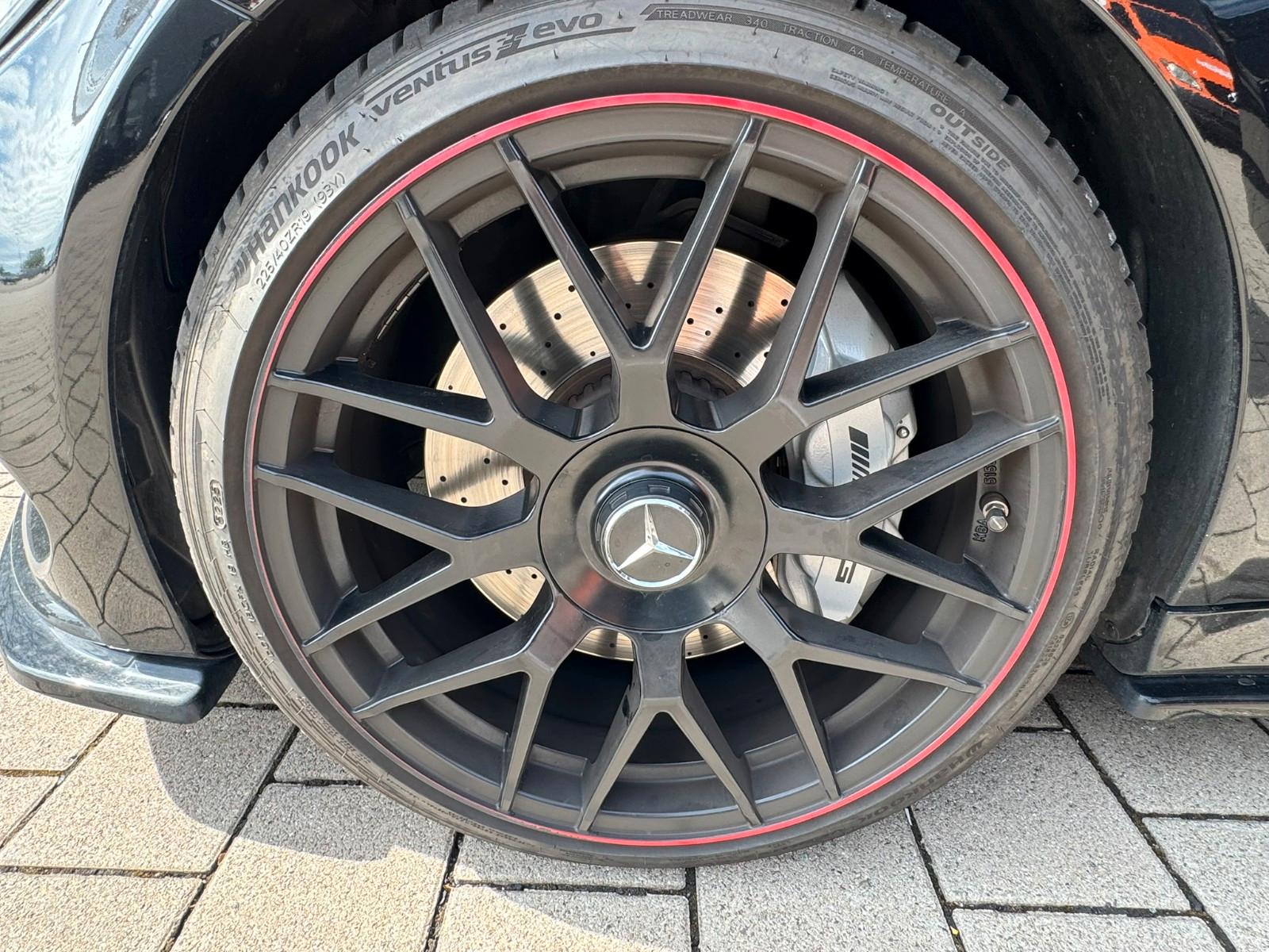 Mercedes-Benz C 43 AMG