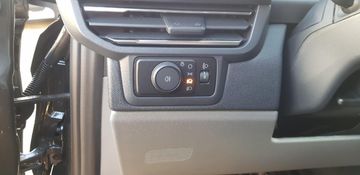 Fahrzeugabbildung Ford Tourneo Custom Bus 320 L1 Tourneo Titanium FWD