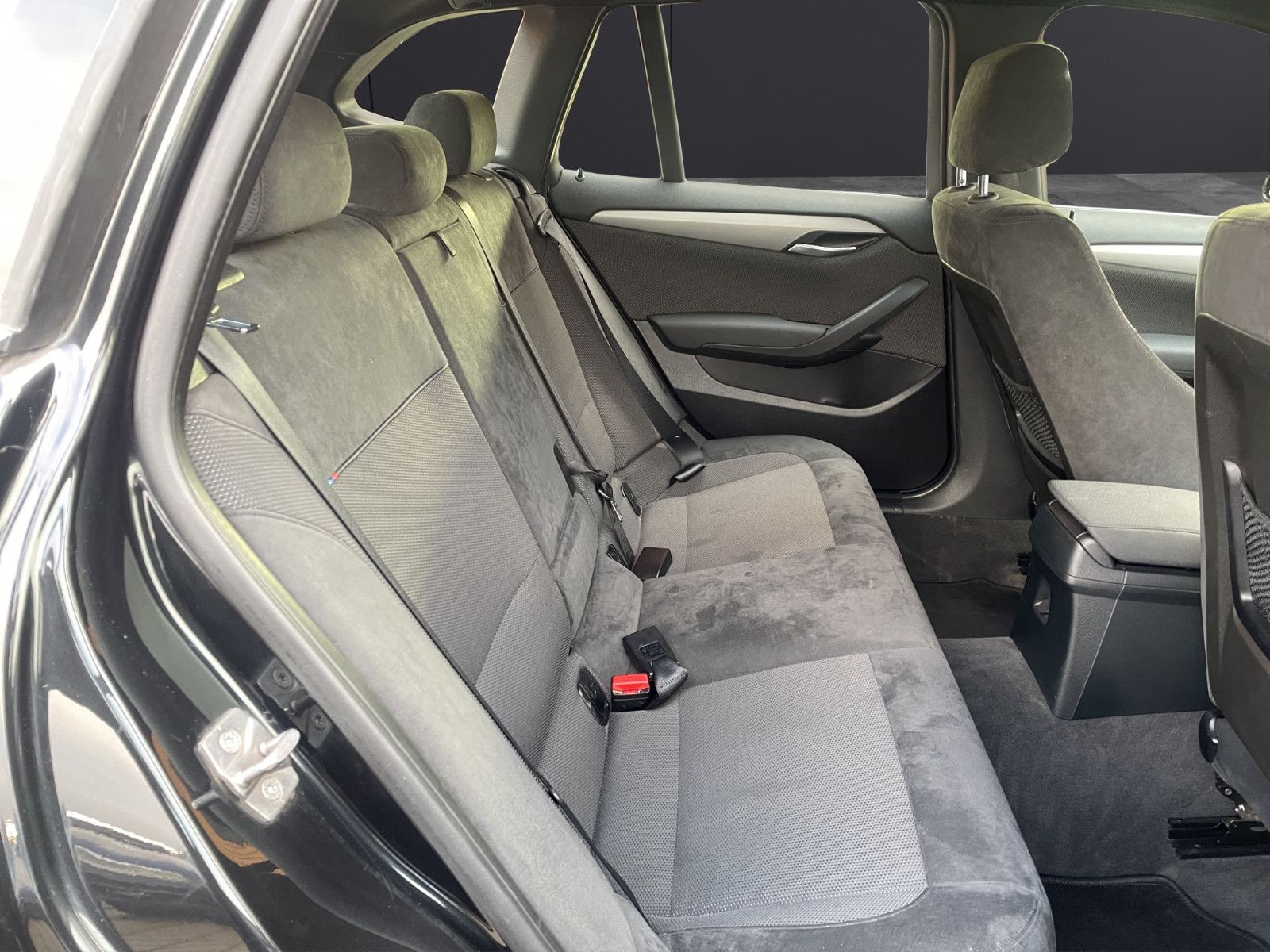 Fahrzeugabbildung BMW X1 xDrive*M Sport*Kamera*SitzHZ*Pano*Xenon*DAB