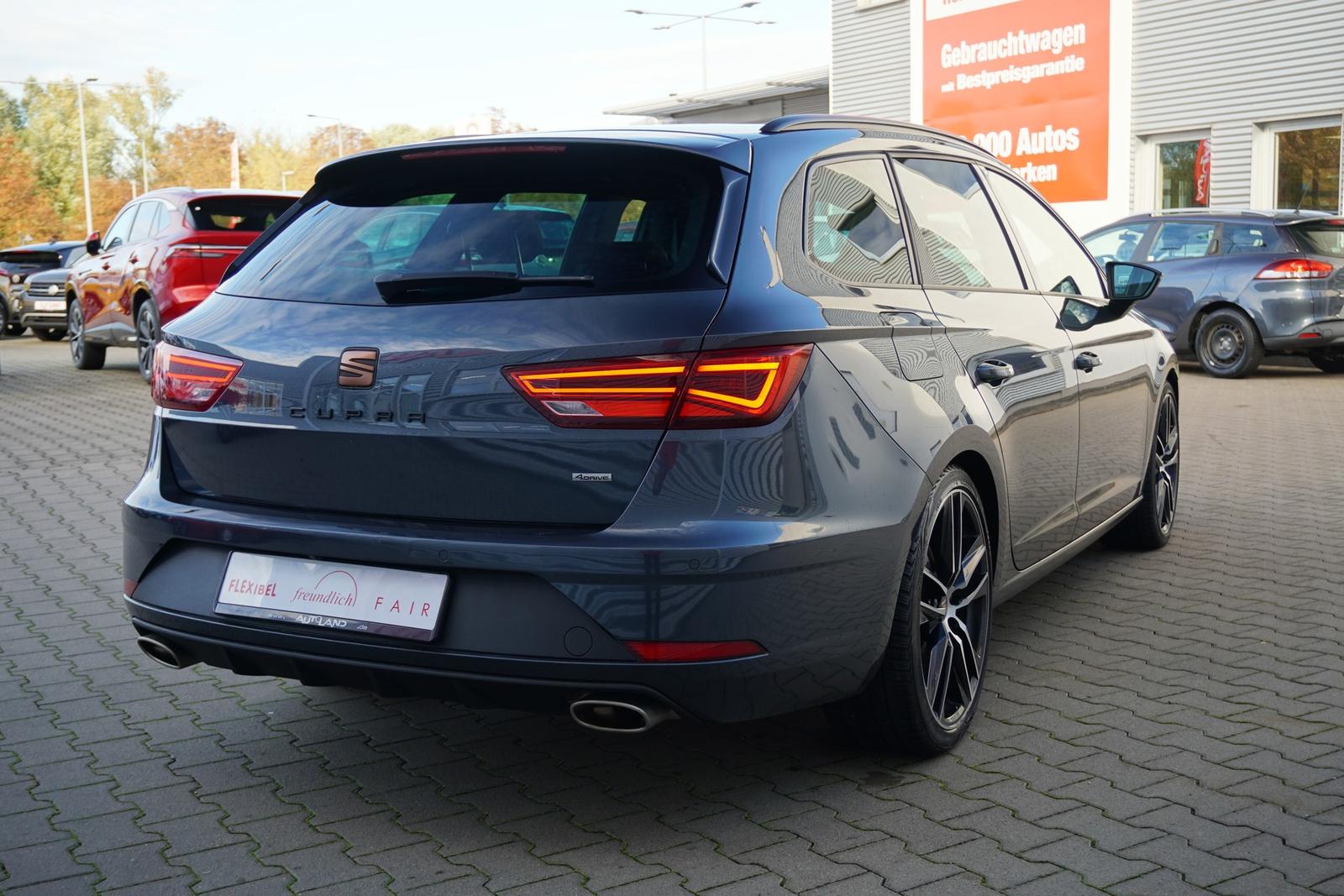 Seat Leon ST 2.0 Cupra 300 4Drive LED Navi Panorama
